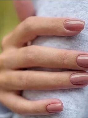 Mauve Nude Glossy Press-On Nails Short Square Neutral Pink Set